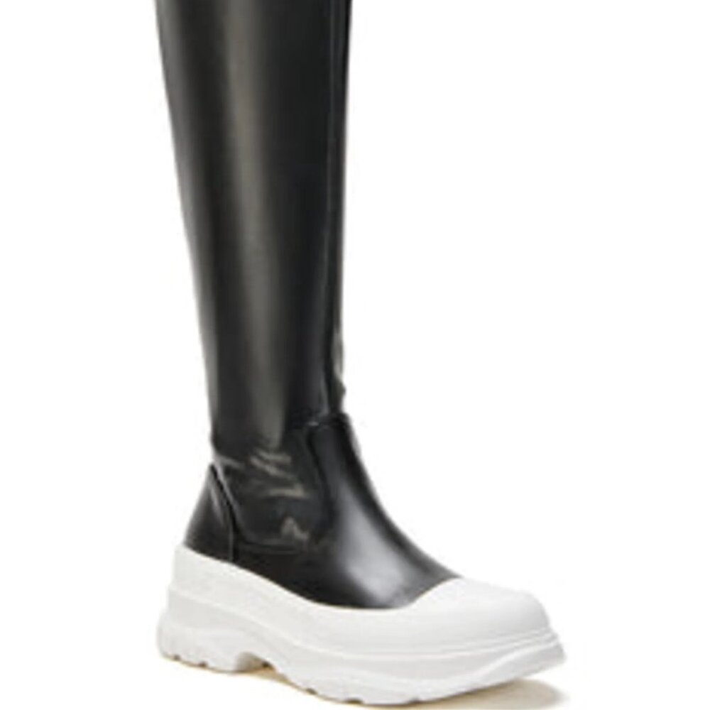 NIB Azalea Wang Lois ultra stretchy Black Flat Boots